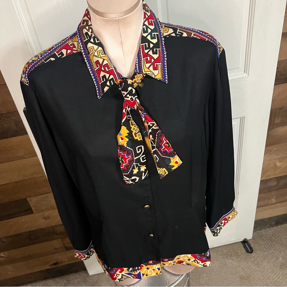 Vintage SK & Company Black with Multi Color Tribal Print Long Sleeve Blo… - Picture 4 of 17